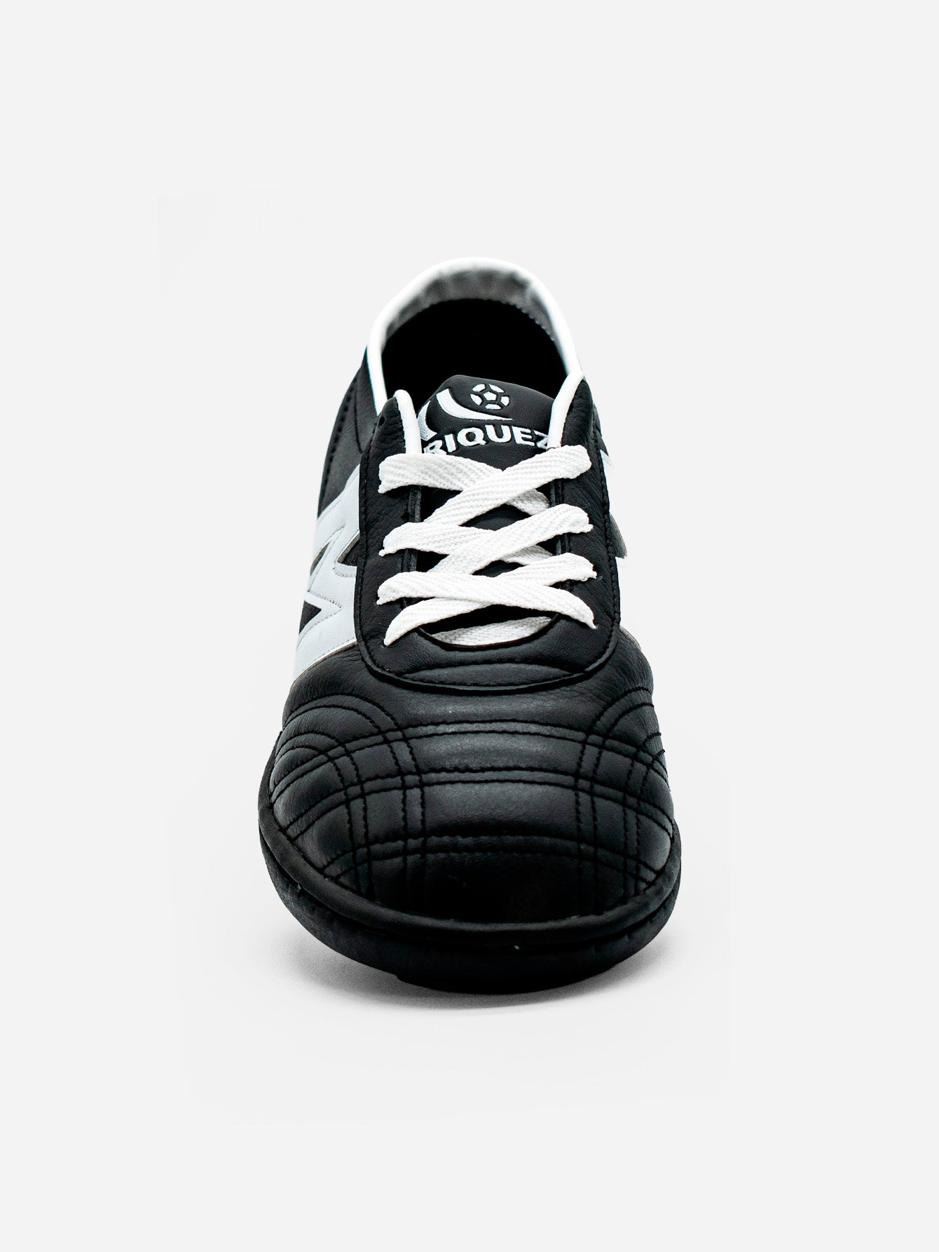 Tenis Fútbol Rápido Manríquez MID SX | Negro y Blanco