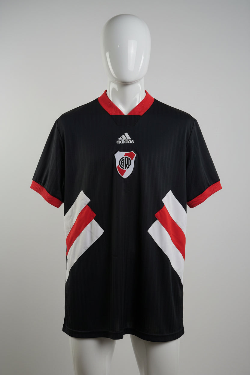 Camiseta Adidad River Icons
