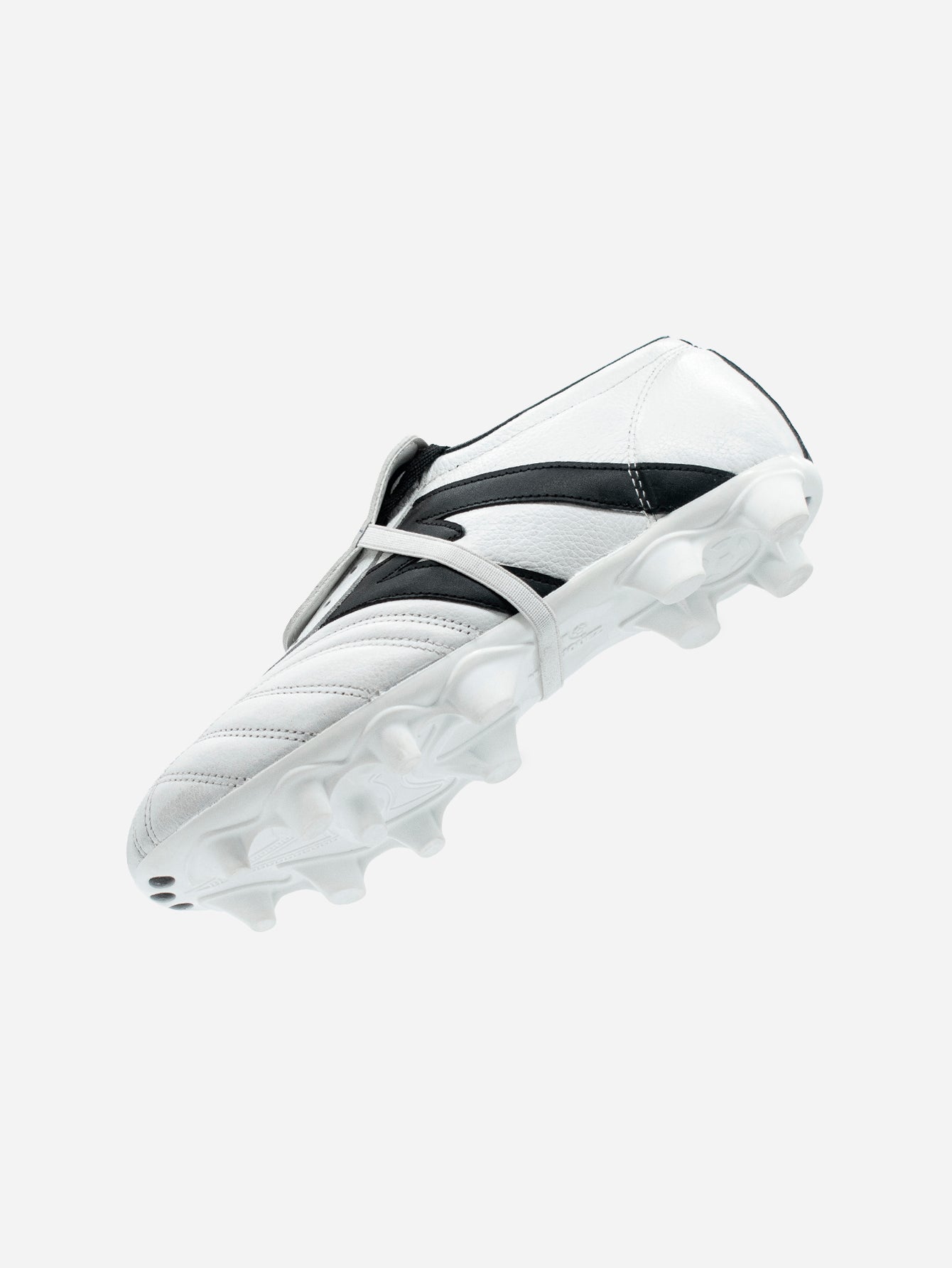 Tachones de fútbol Manríquez MID SX | Blanco y Negro